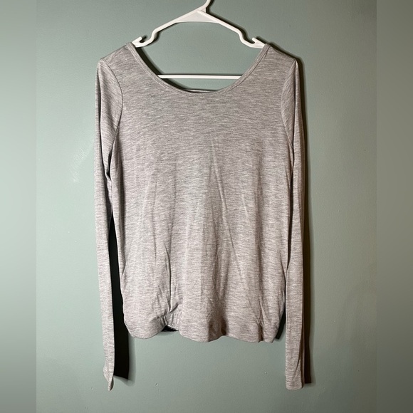 Forever 21 gray top NWT - Picture 1 of 3